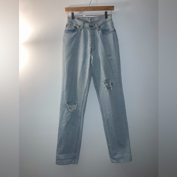 Levi's Denim - Vintage American Made 501 Levi’s distressed Mom Jeans Size 26